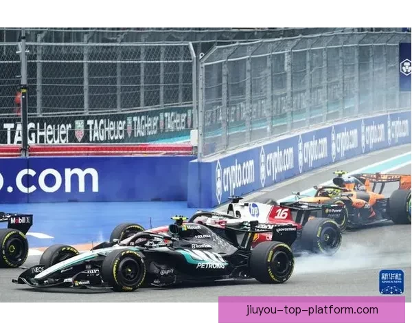 F1美国大奖赛正赛激情开跑顶尖车手鏖战赛道争夺年度关键积分 F1美国大奖赛正赛激情开跑顶尖车手鏖战赛道争夺年度关键积分
